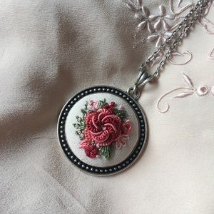 New - Beautiful Handmade Necklace / Pendant